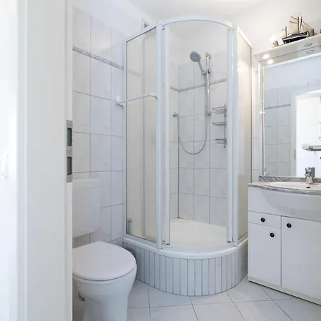 App 388 - Strandlage Apartment *